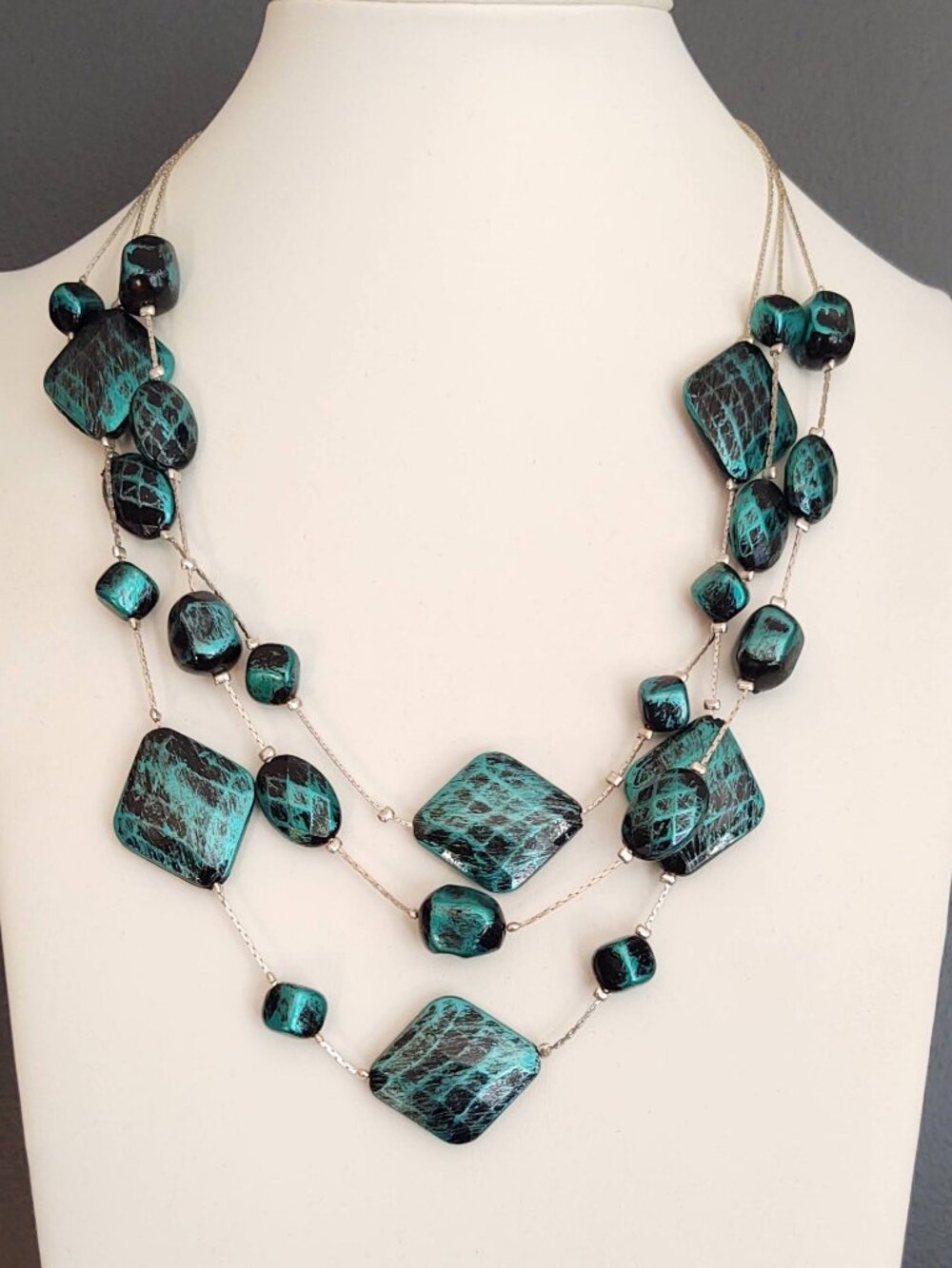 Metallic teal and black beaded layered necklace
